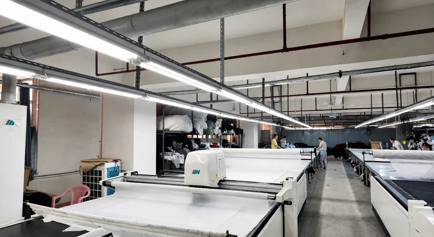 KAOUYOU garment cutting room preparing fabric for clothing bulk production